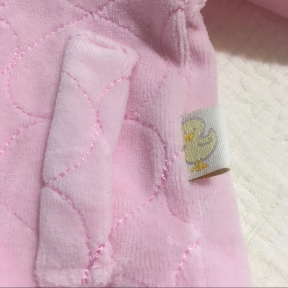 0-3m (5/$20) Pink Velour Hoodie - Picture 2 of 9